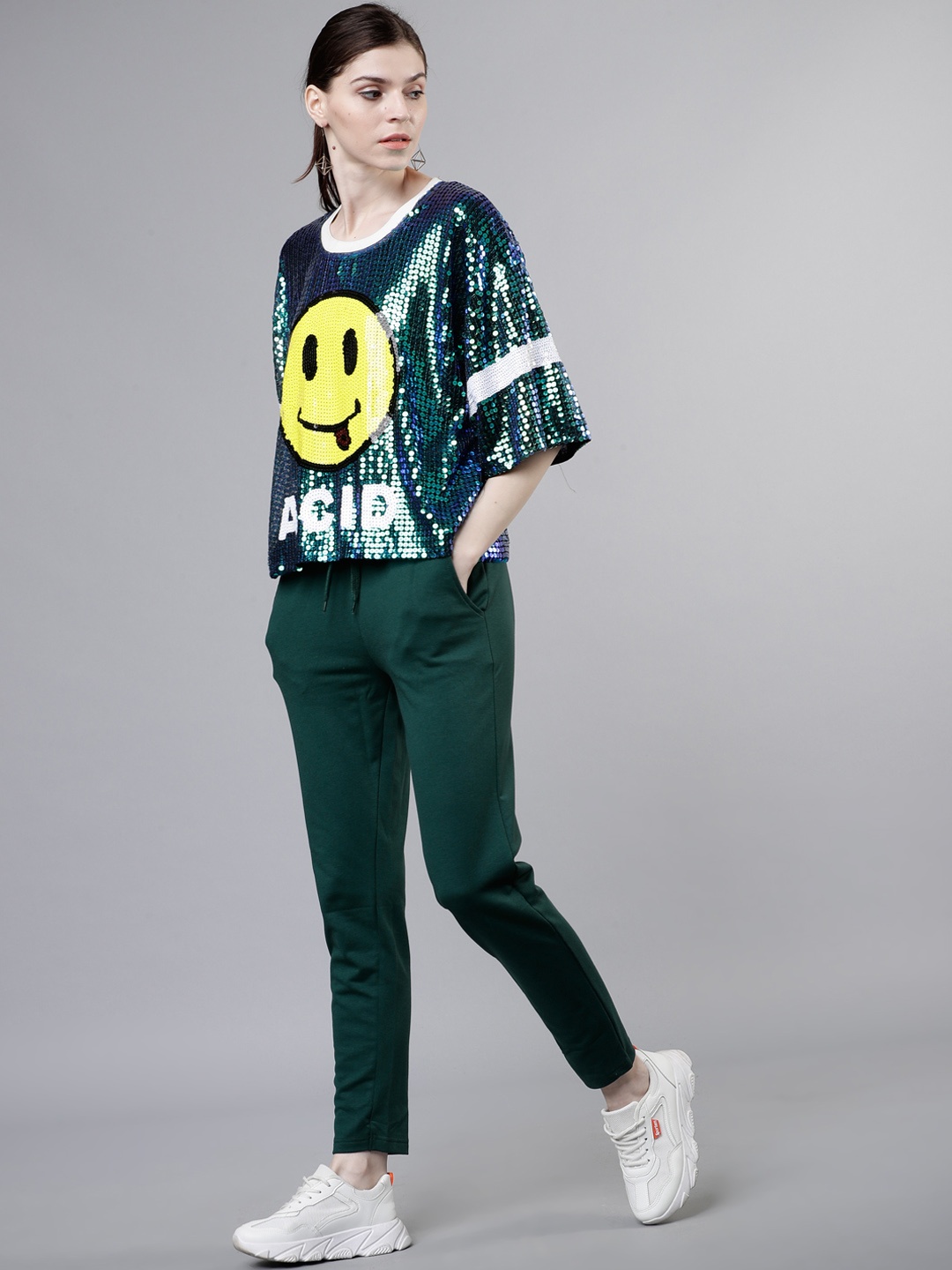 

Tokyo Talkies Women Green Solid Slim-Fit Track Pants