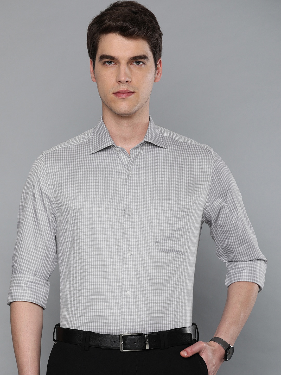 

Louis Philippe Men Grey & White Classic Fit Checked Formal Shirt