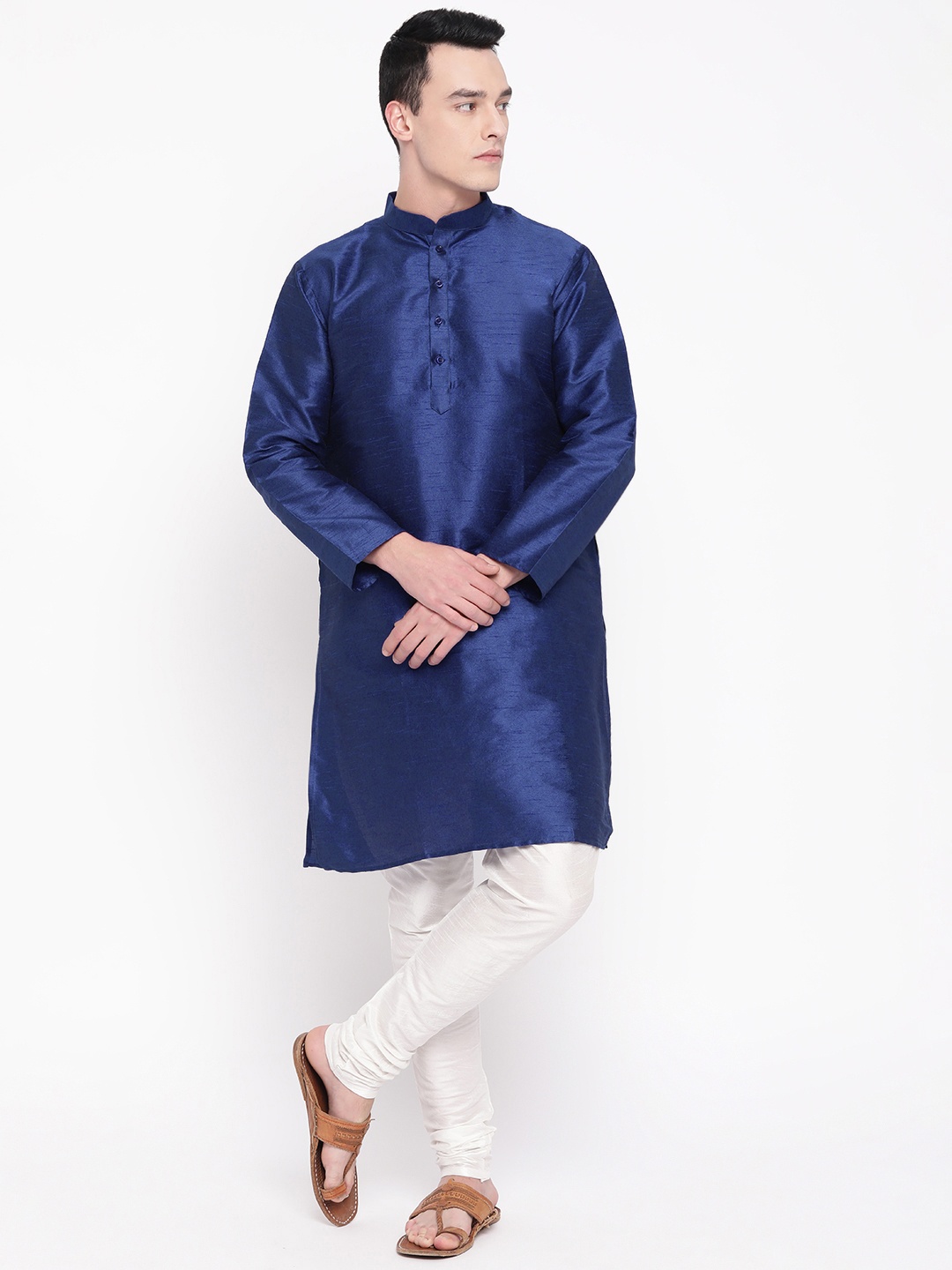 

MAG Men Navy Blue & White Solid Kurta with Churidar