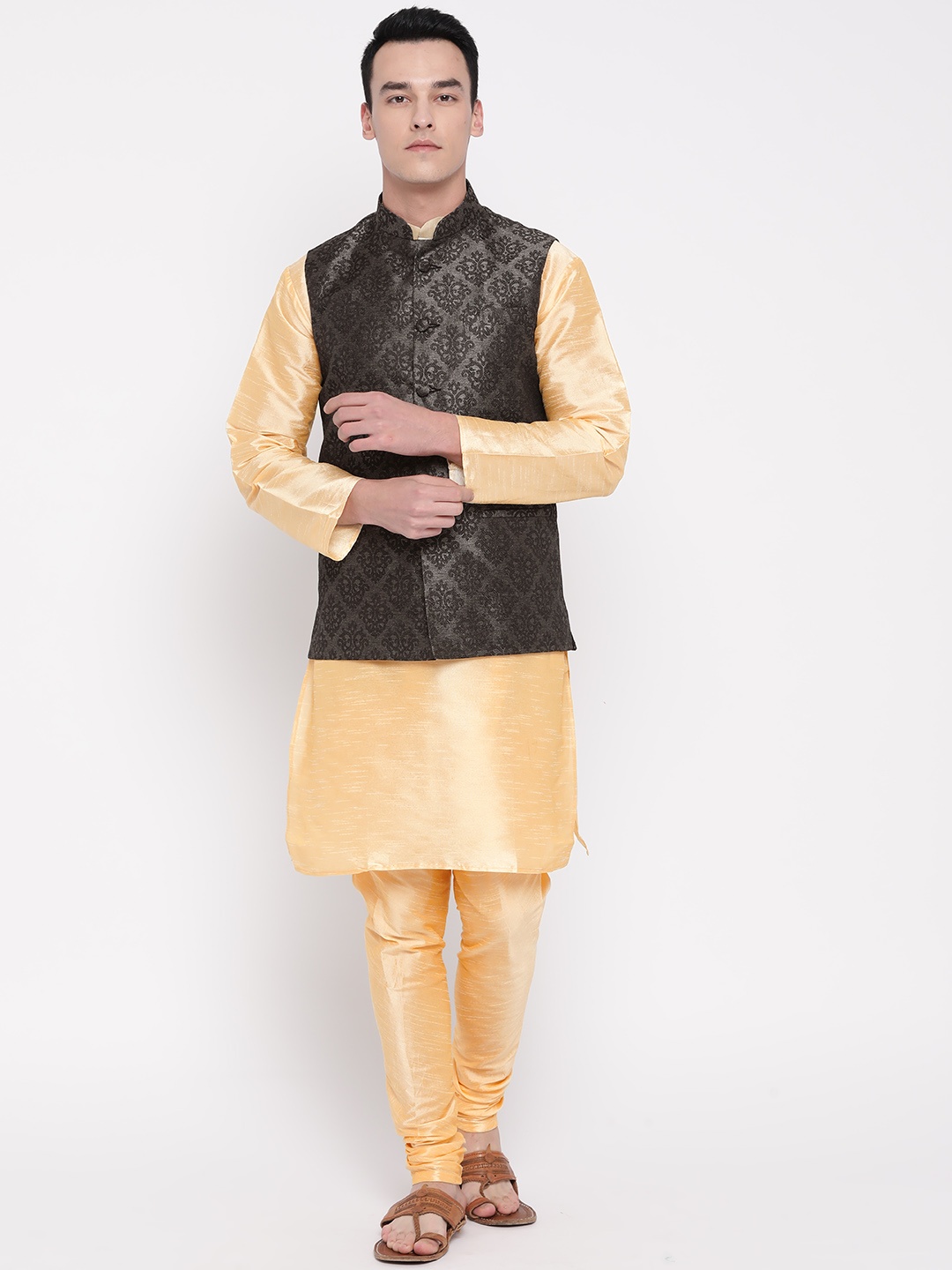 

MAG Men Cream-Coloured & Charcoal Grey Solid Kurta with Churidar & Nehru Jacket