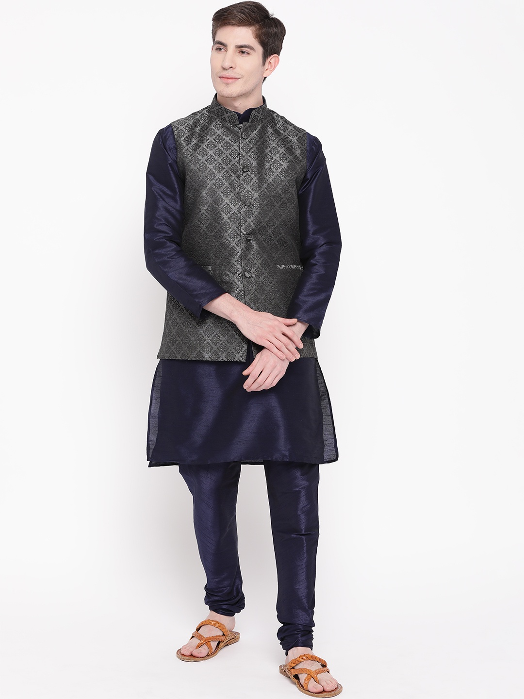 

MAG Men Navy Blue & Black Solid Kurta with Churidar & Nehru Jacket
