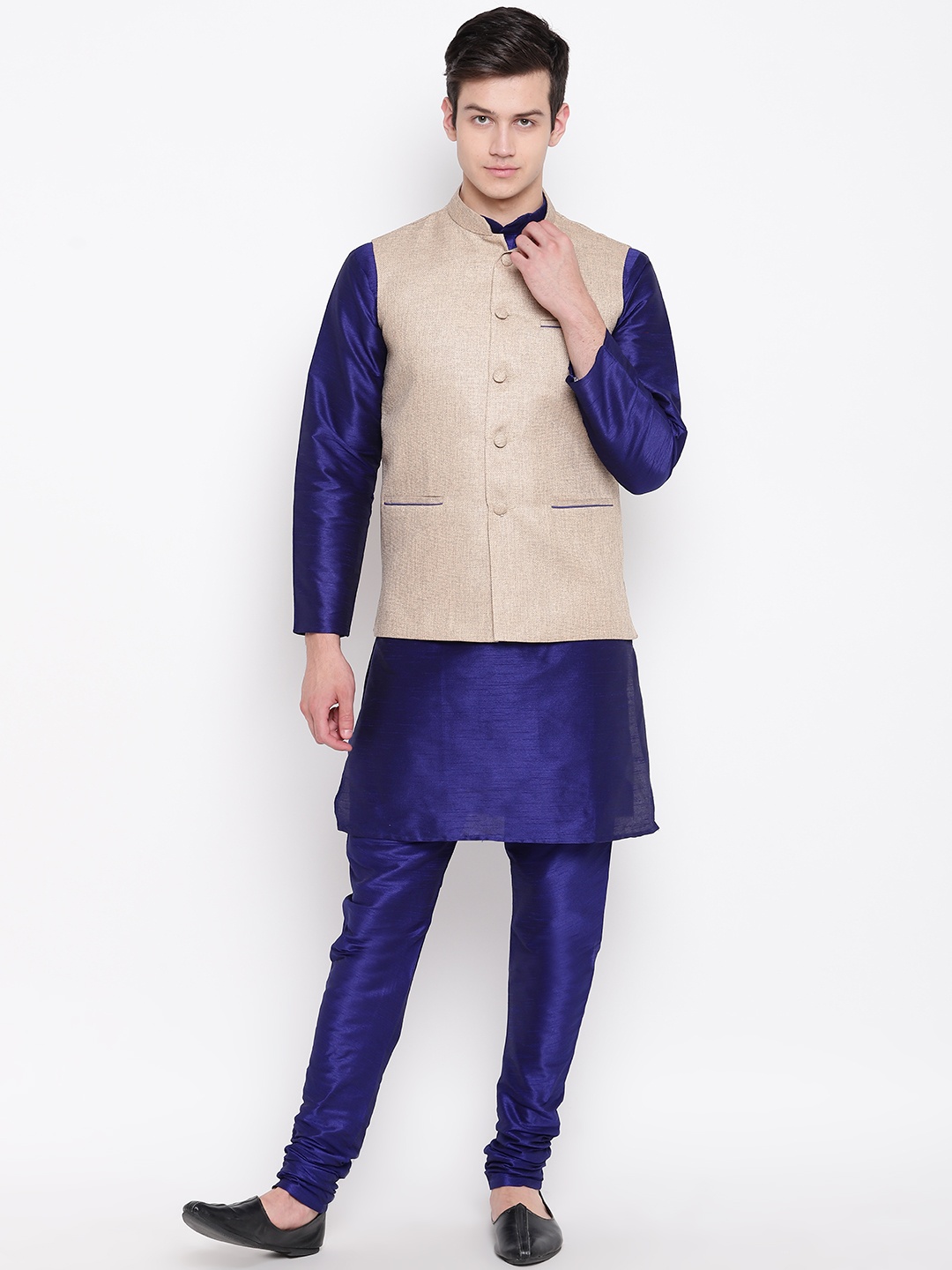 

MAG Men Navy Blue & Beige Solid Kurta with Churidar & Jute Nehru Jacket