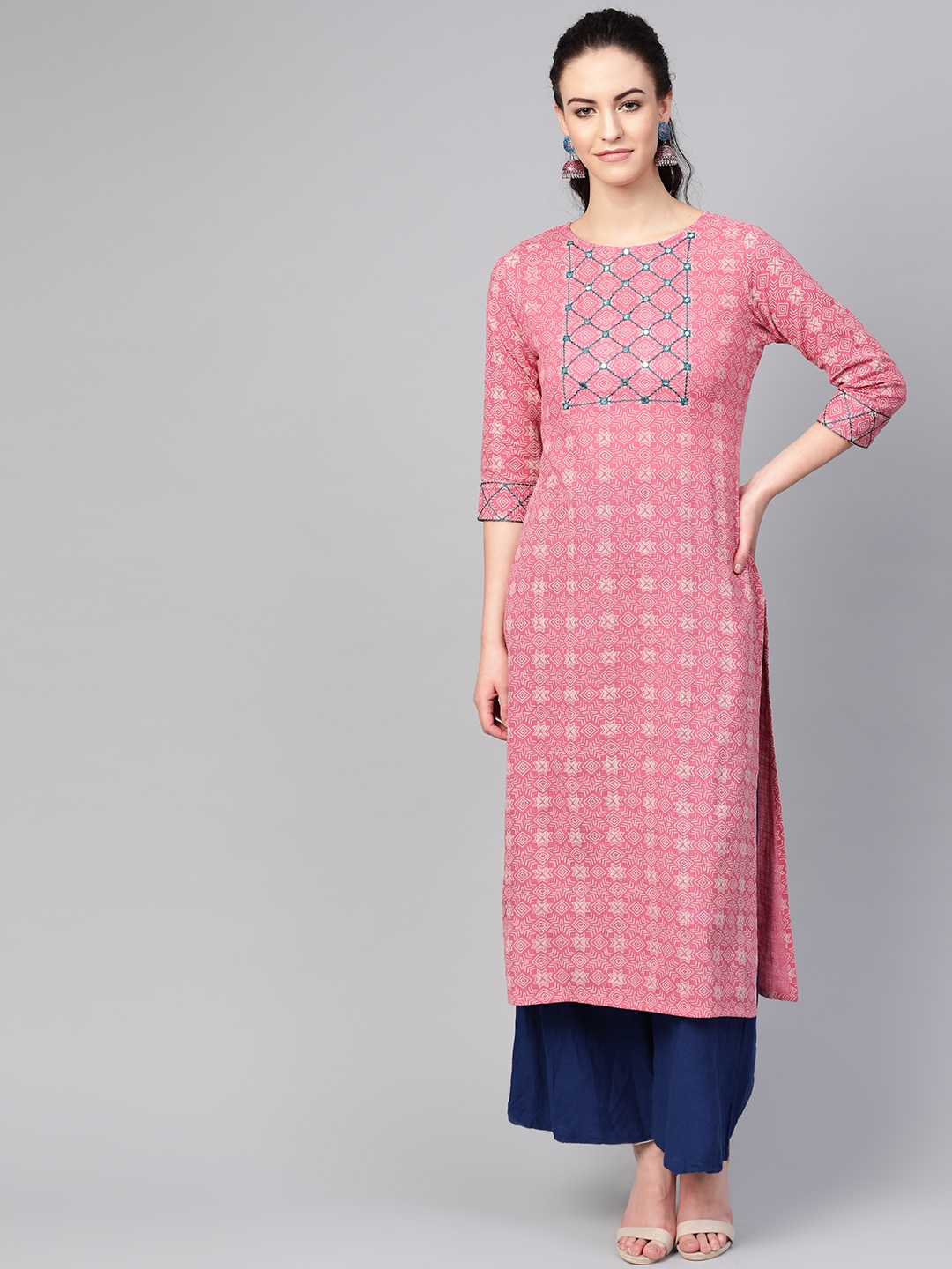 

Azira Women Pink & Beige Printed Straight Kurta