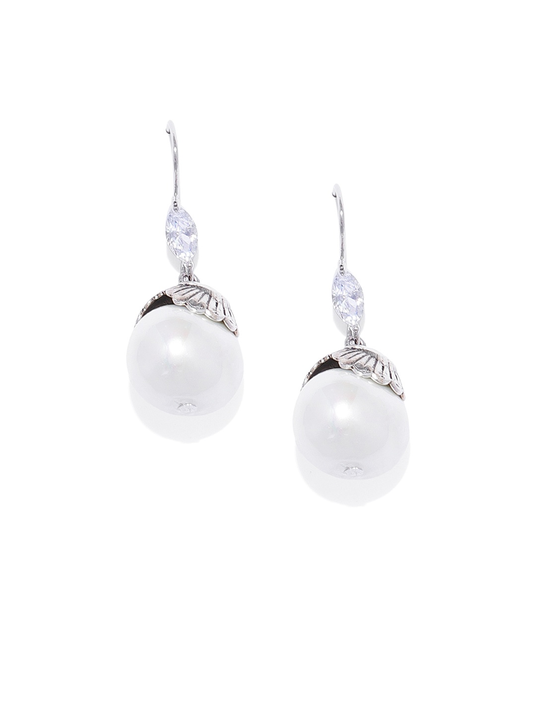 

Kord Store White & Silver-Toned Circular Drop Earrings