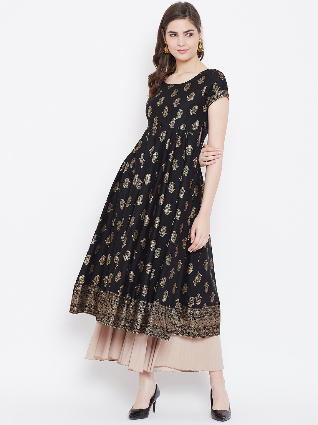 

Poshak Hub Women Black & Golden Printed Anarkali Kurta