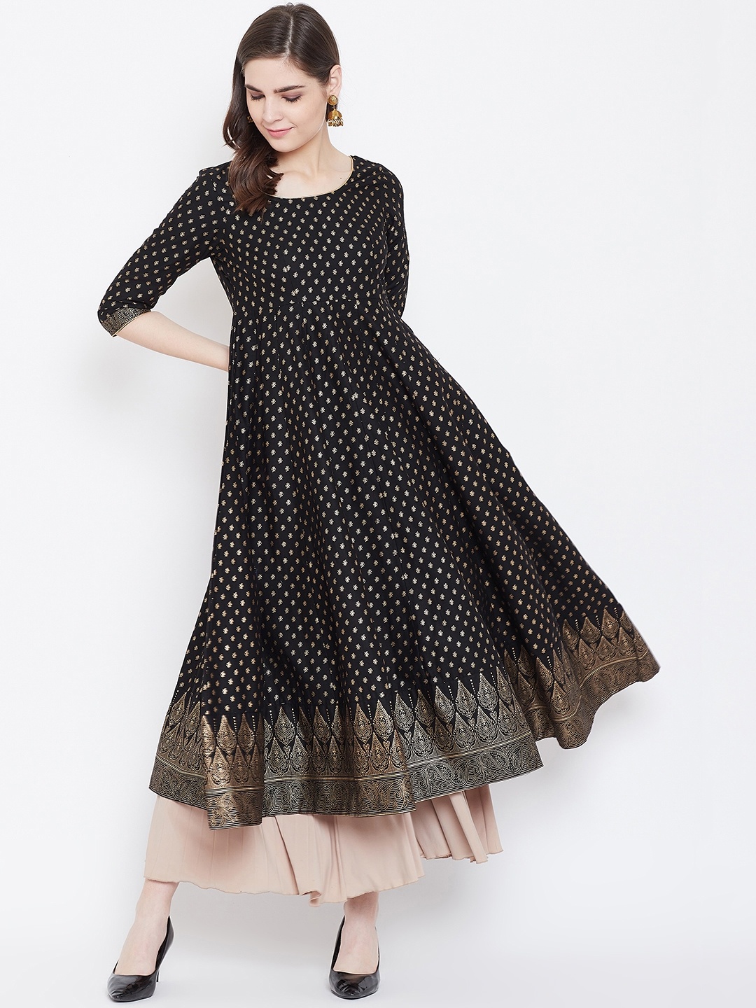 

Poshak Hub Women Black & Golden Printed Anarkali Kurta