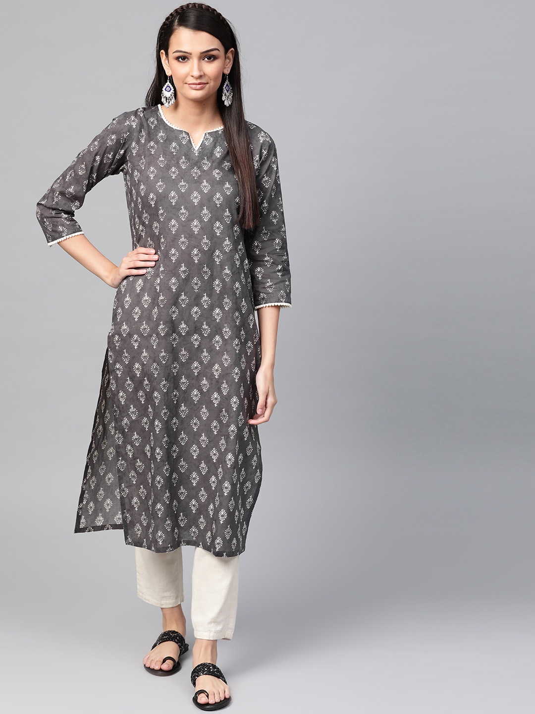 

AHIKA Women Charcoal Grey & Off-White Printed Straight Kurta