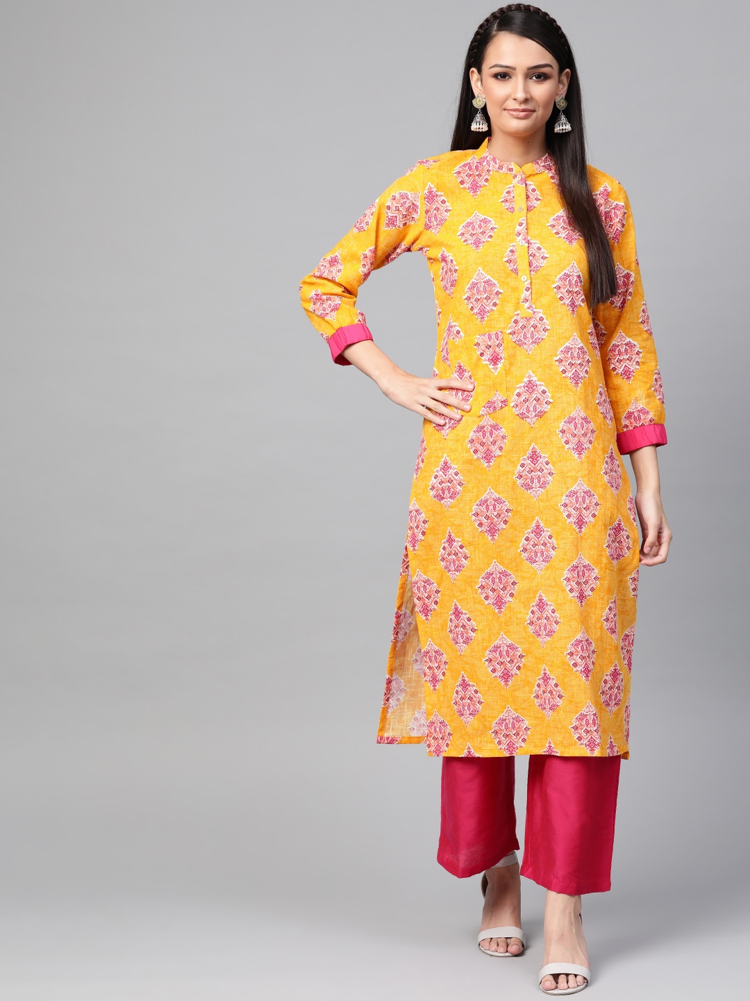 

AHIKA Women Yellow & Pink Printed Straight Kurta