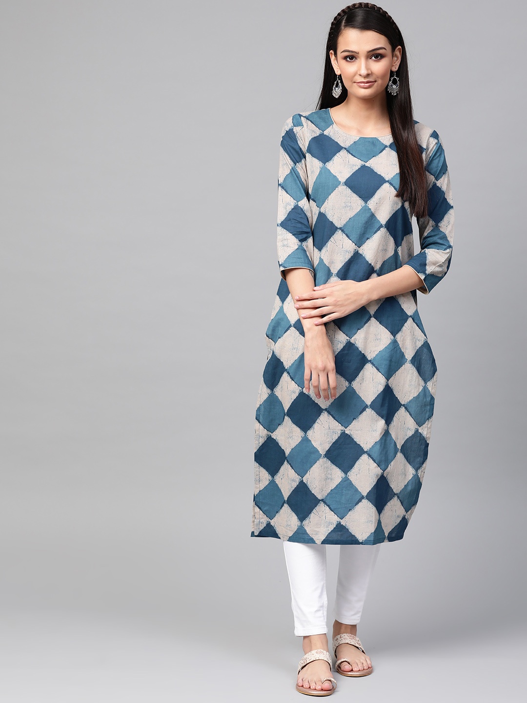 

AHIKA Women Navy Blue & Grey Printed Straight Kurta