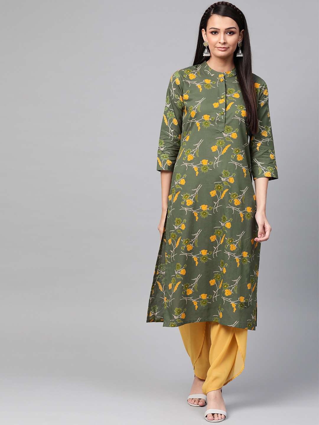 

AHIKA Women Green & Mustard Yellow Floral Printed Straight Kurta