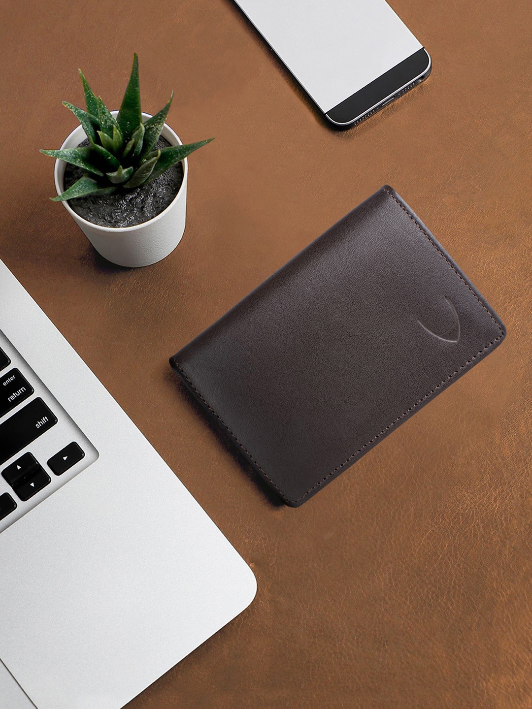 

Hidesign Men Brown Solid Leather Card Holder