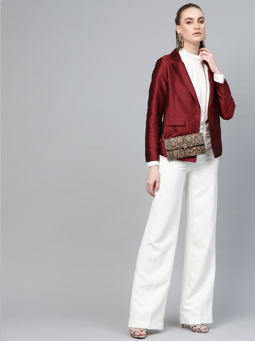 

SASSAFRAS Women Maroon Solid Single-Breasted Slim Fit Party Blazer