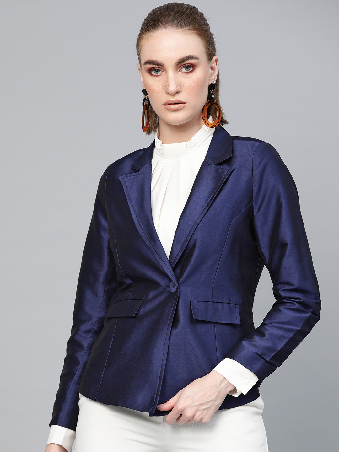 

SASSAFRAS Women Navy Blue Solid Slim-Fit Partywear Blazer