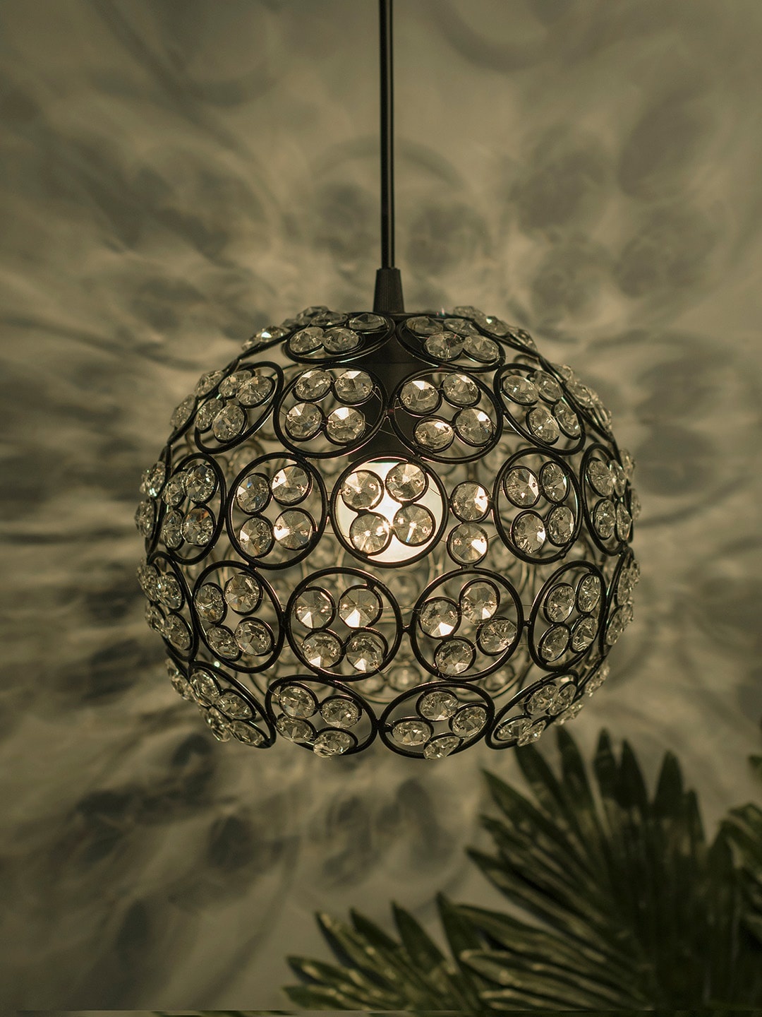 

Homesake Black & White Textured Handcrafted Quad Crystal Hanging Light