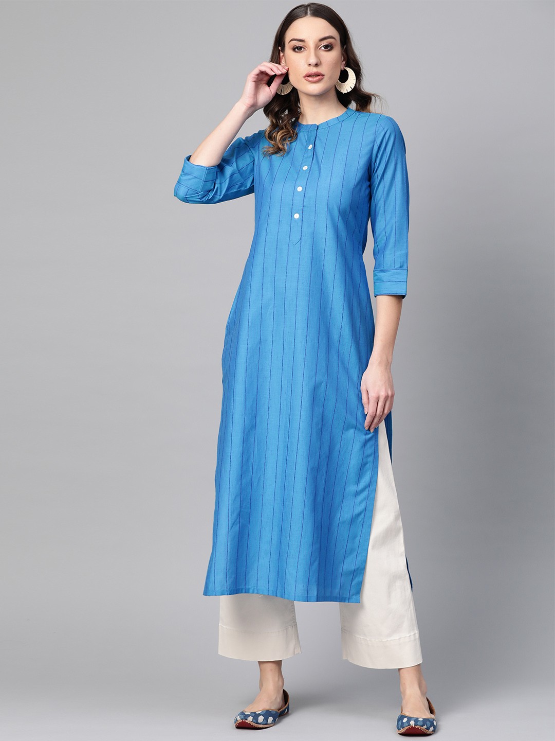 

Libas Women Blue Striped Straight Kurta
