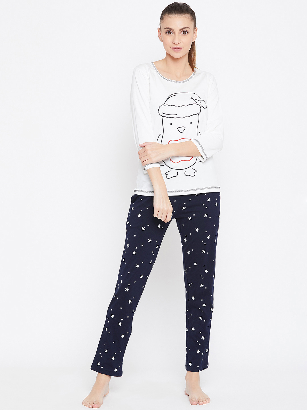 

Nite Flite Women White & Navy Blue Printed Night suit