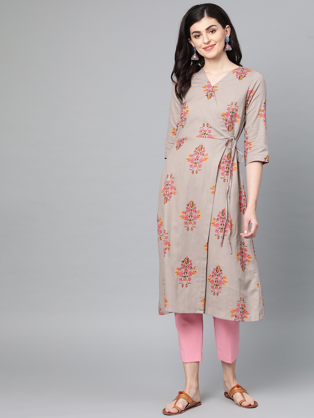 

Popnetic Women Grey & Pink Printed Angrakha A-Line Kurta