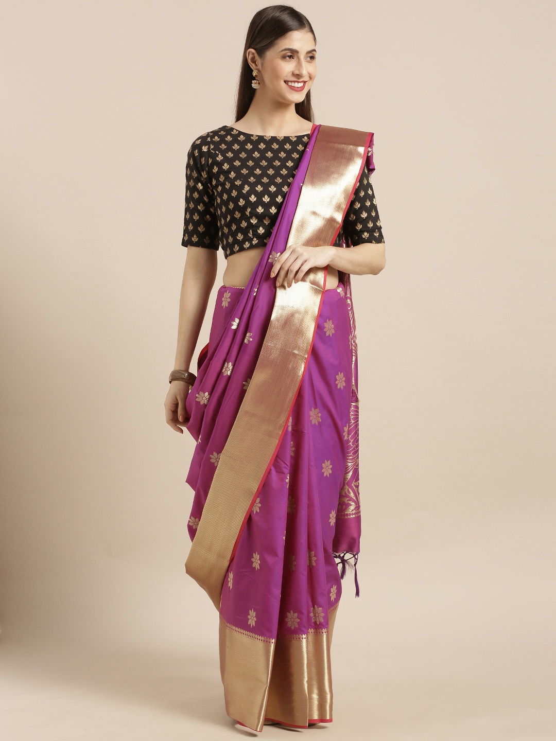 

Varkala Silk Sarees Burgundy & Gold-Toned Silk Blend Woven Design Paithani Saree