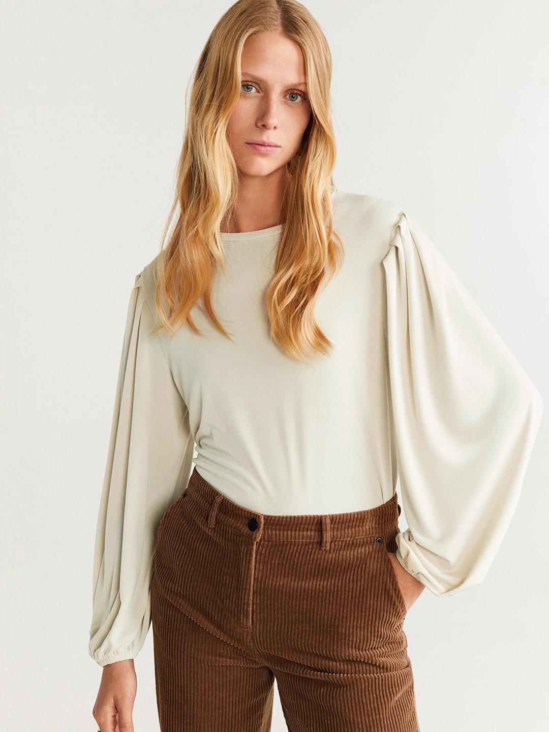 

MANGO Women Cream-Coloured Solid Round Neck T-shirt
