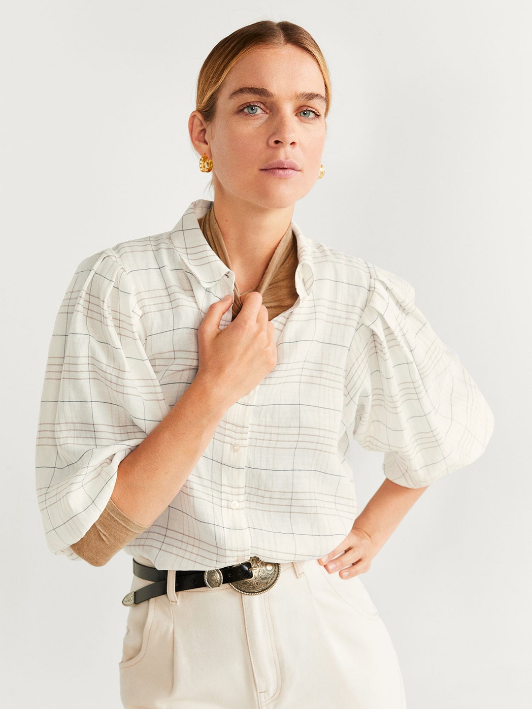 

MANGO Women Off-White & Brown Regular Fit Checked Casual Shirt