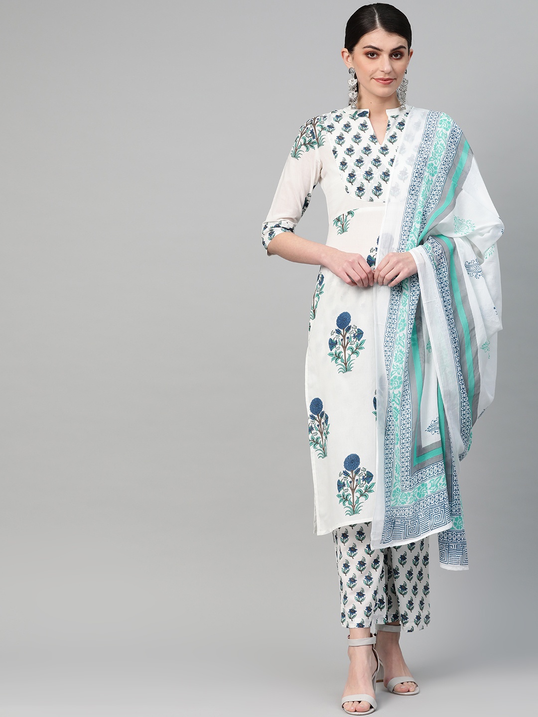 

Nayo Women White & Blue Printed Kurta with Palazzo & Dupatta