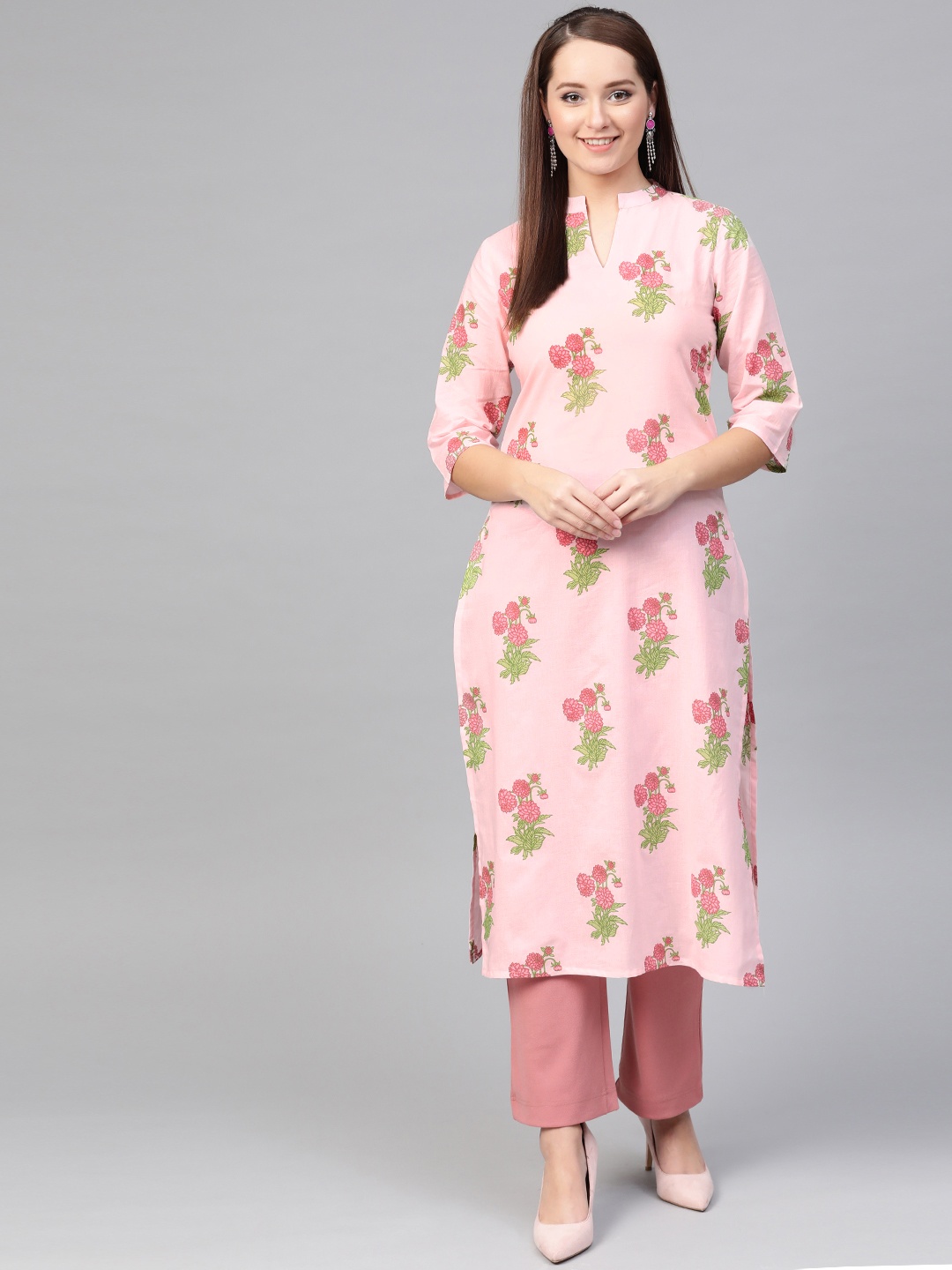 

Nayo Women Pink & Green Floral Printed Straight Kurta