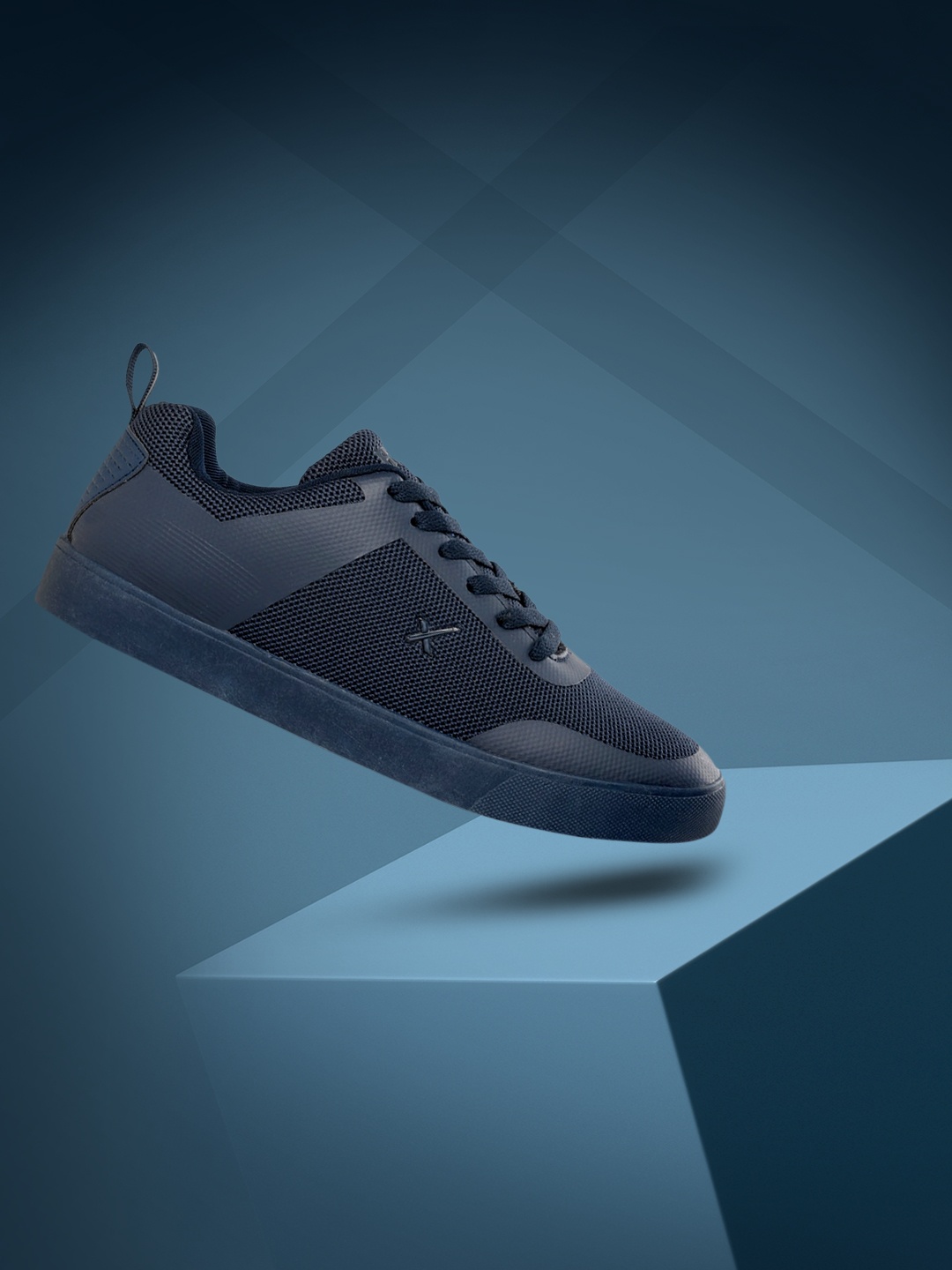 

HRX by Hrithik Roshan Men Navy Blue Mesh Running Shoes