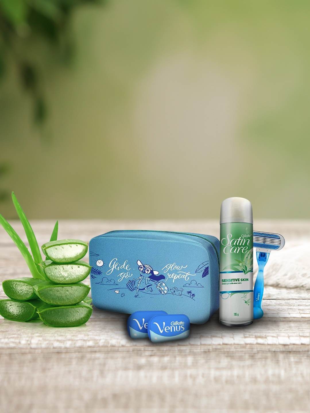 

Gillette Women Venus Shaving Regimen Kit with Pouch 3 Refills+1 Satin Sensitive Skin Gel, Blue