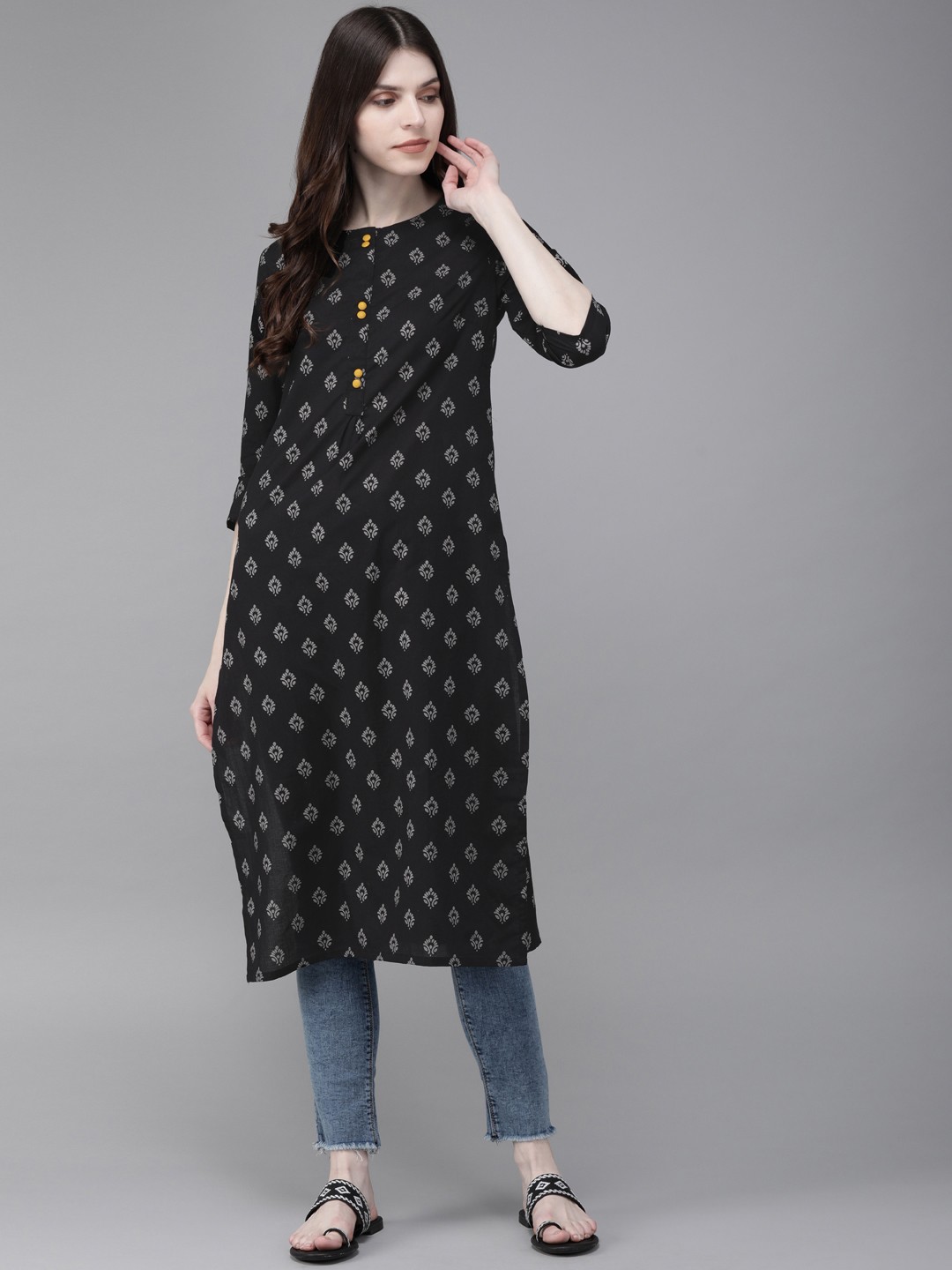 

Anouk Women Black & Grey Printed Straight Kurta
