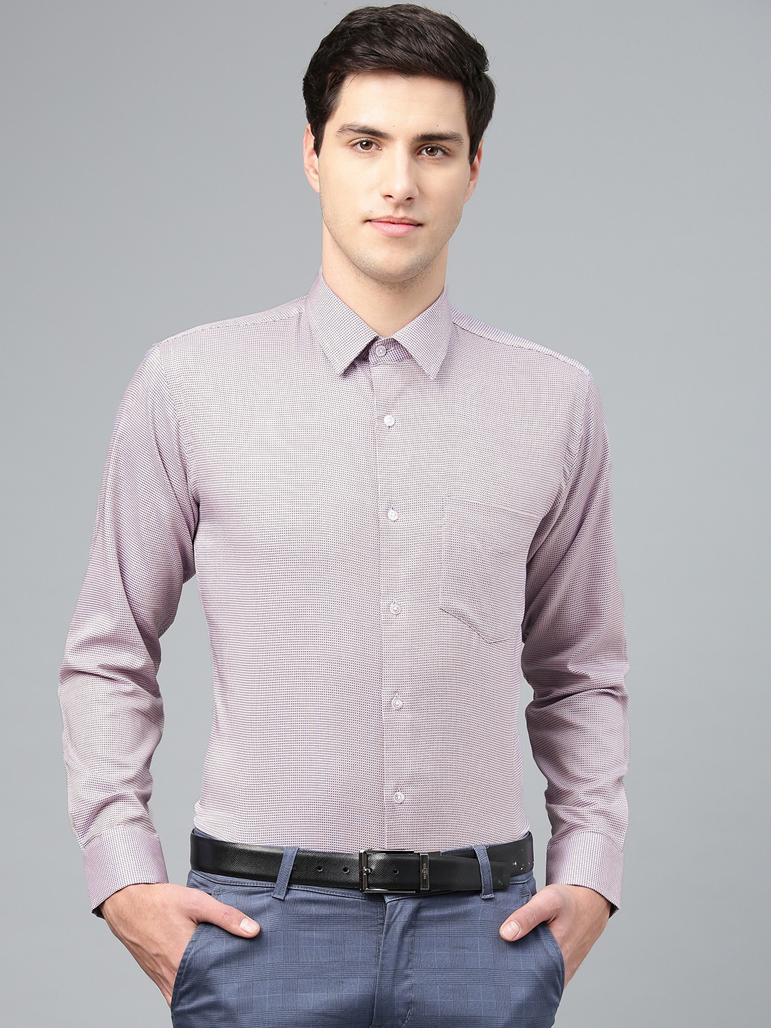 

Hancock Men Pink & Blue Slim Fit Self Design Formal Shirt