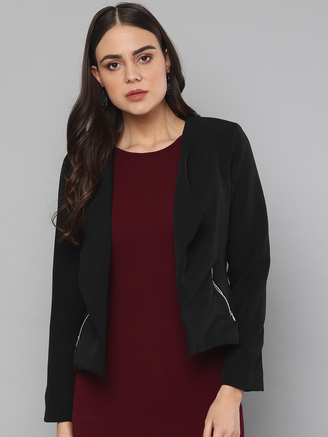 

Harpa Women Black Solid Open Front Jacket