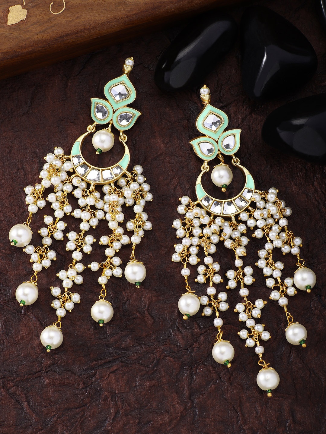 

Peora Gold-Plated Floral Drop Earrings