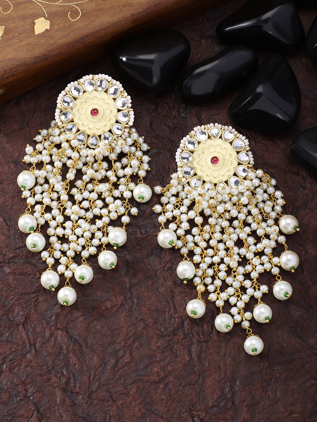 

Peora Gold-Plated Floral Drop Earrings