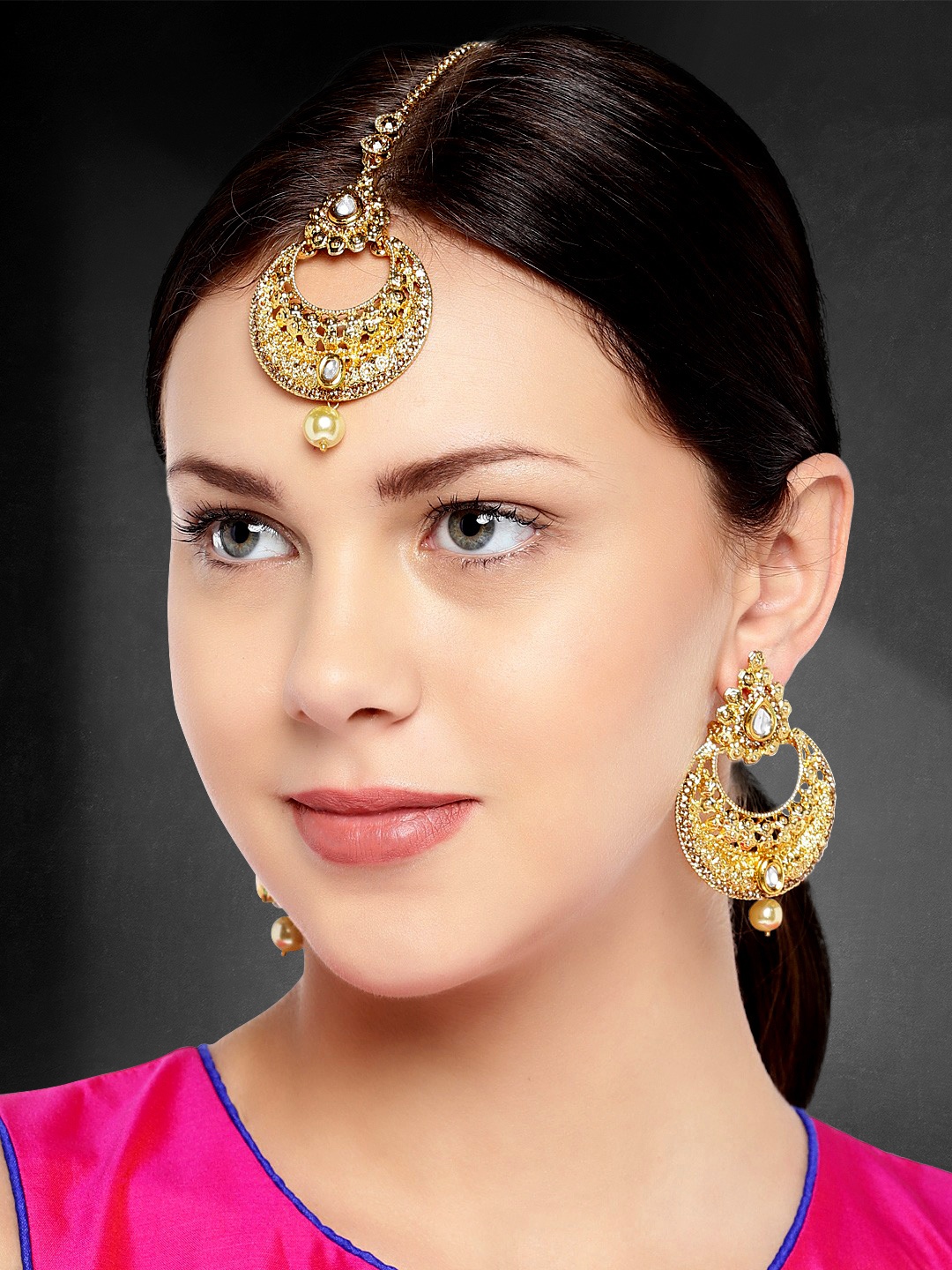 

Peora 18K Gold Plated Kundan Jewellery Set