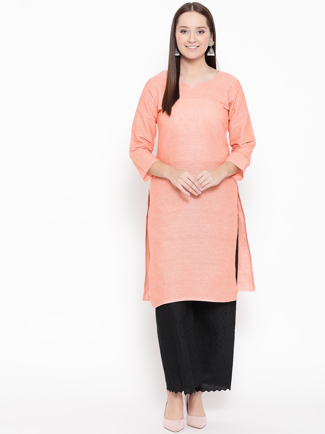 

Vastraa Fusion Women Peach-Coloured Solid Straight Kurta