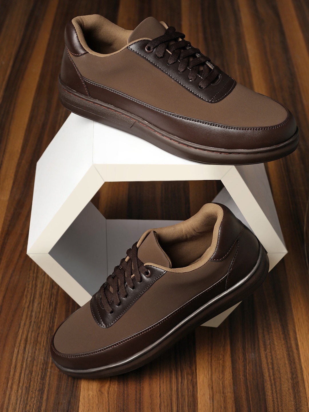 

HIGHLANDER Men PU Lace-Up Sneakers, Brown