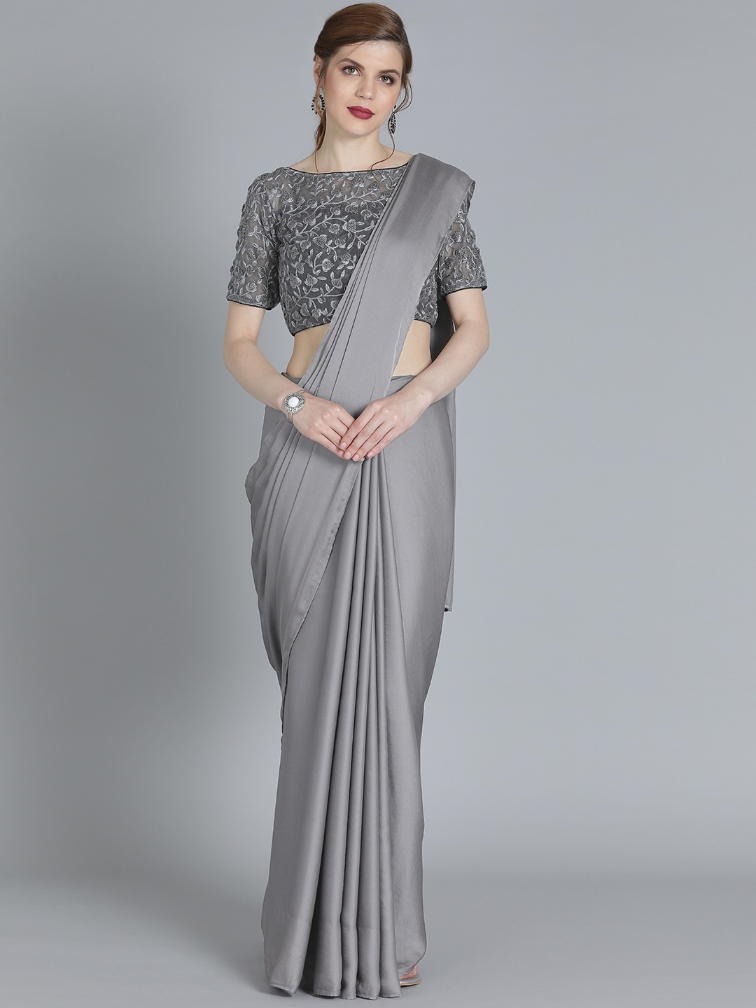 

Ethnovog Grey Solid Made To MeasureSatin Saree