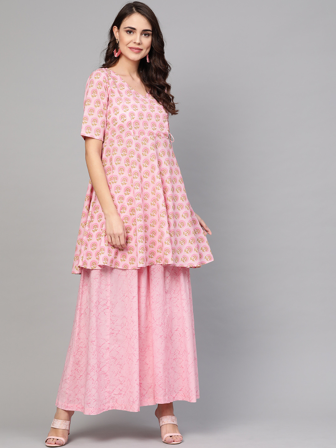 

Idalia Women Pink & Green Printed Kurta with Palazzos