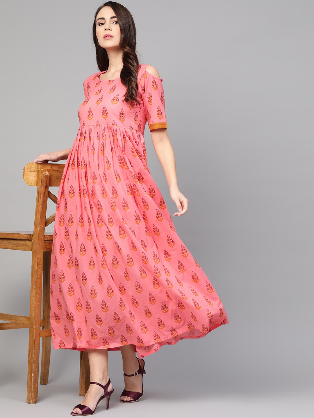 

Idalia Women Pink & Purple Printed Cold-Shoulder Maxi Dress