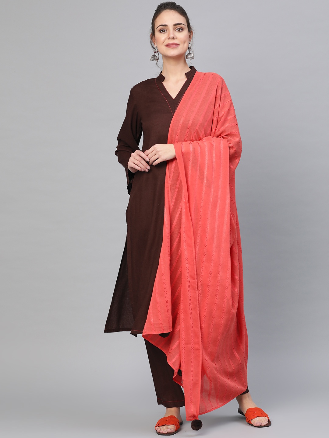 

Idalia Women Coffee Brown & Peach-Coloured Solid Kurta with Palazzos & Dupatta