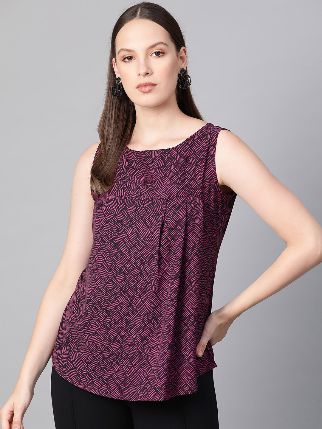 

Ives Women Black & Pink Printed A-Line Top