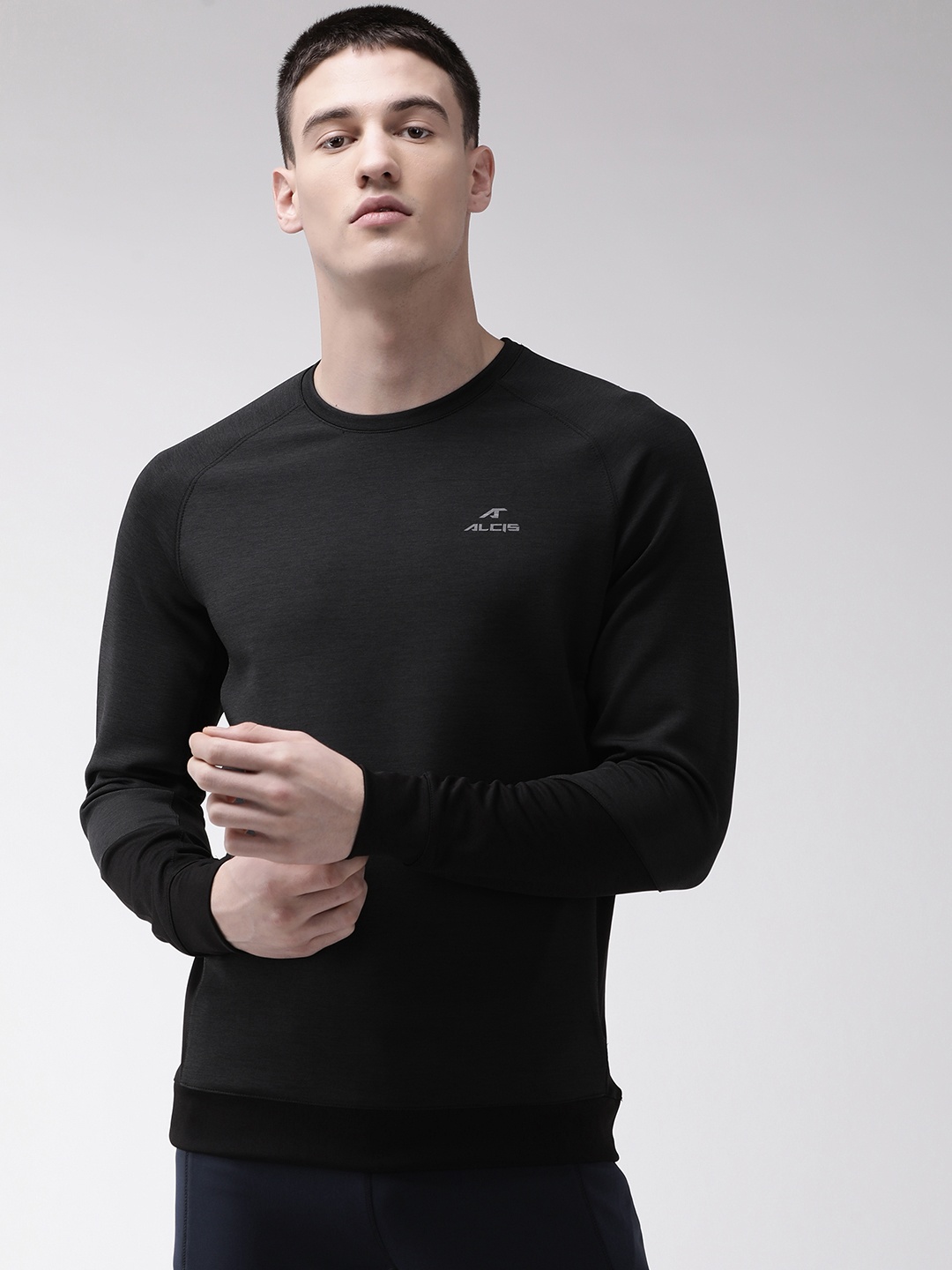 

Alcis Men Black Solid Training Sweatshirt