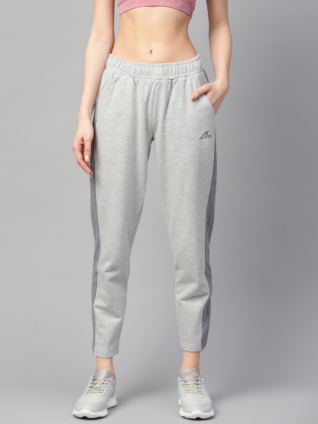 

Alcis Women Grey Melange Slim Fit Solid Cropped Track Pants