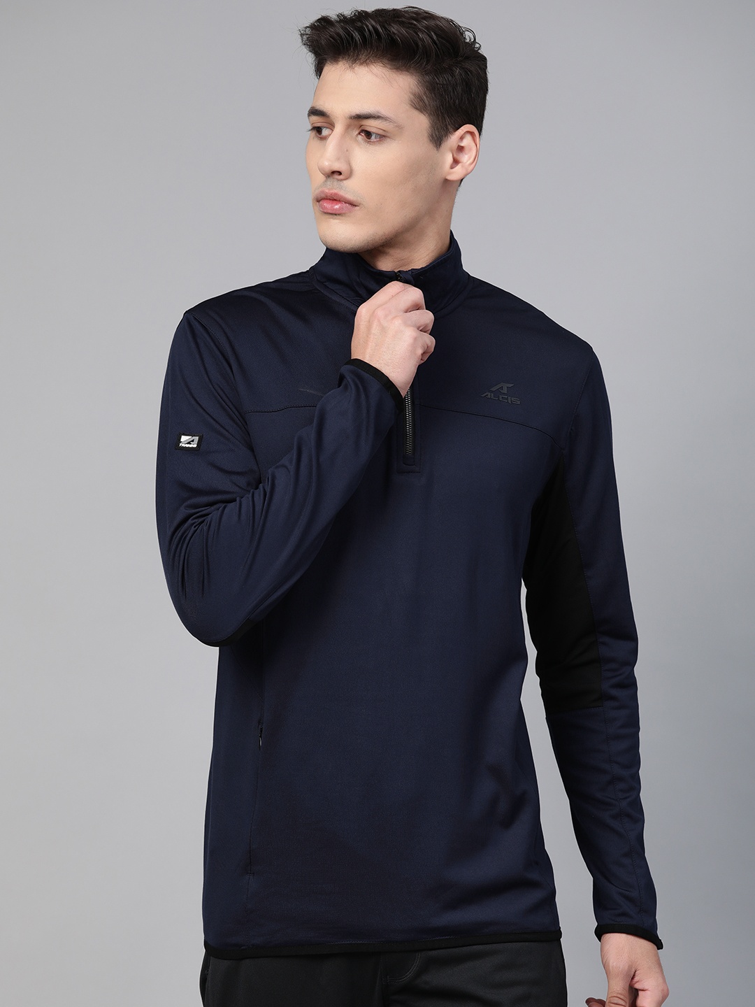 

Alcis Men Navy Blue Solid Training Sweatshirt