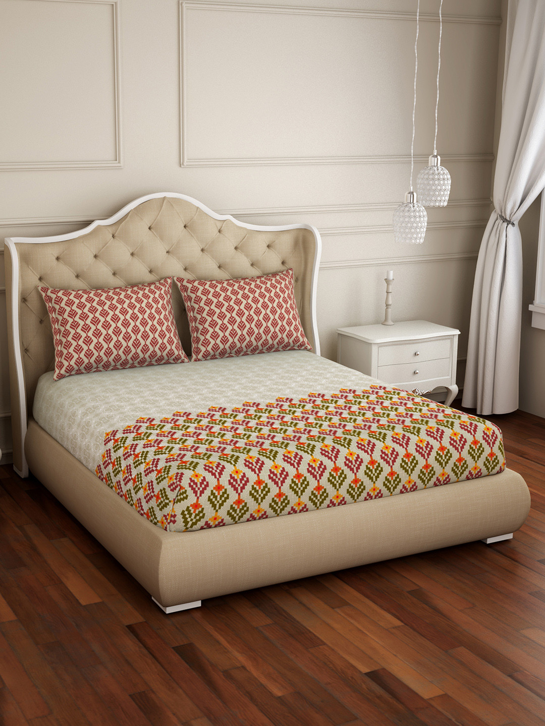 

SPACES Maroon & Beige Geometric 210 TC Cotton 1 Queen Bedsheet with 2 Pillow Covers