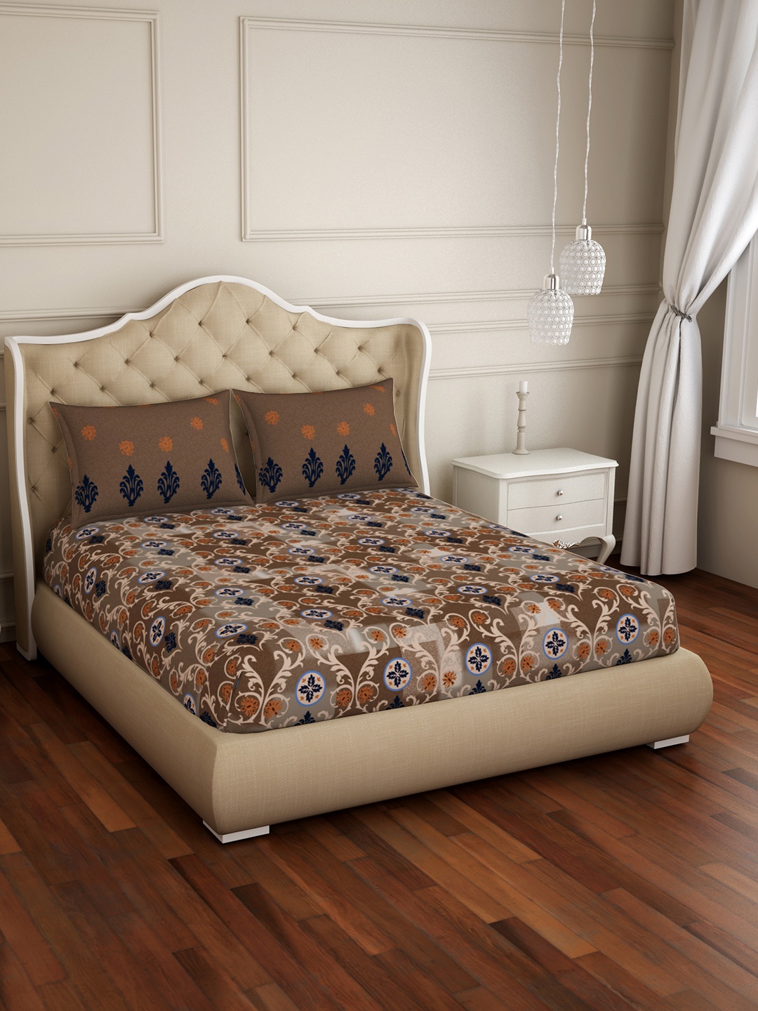 

SPACES Brown Ethnic Motifs 144 TC Cotton 1 Queen Bedsheet with 2 Pillow Covers