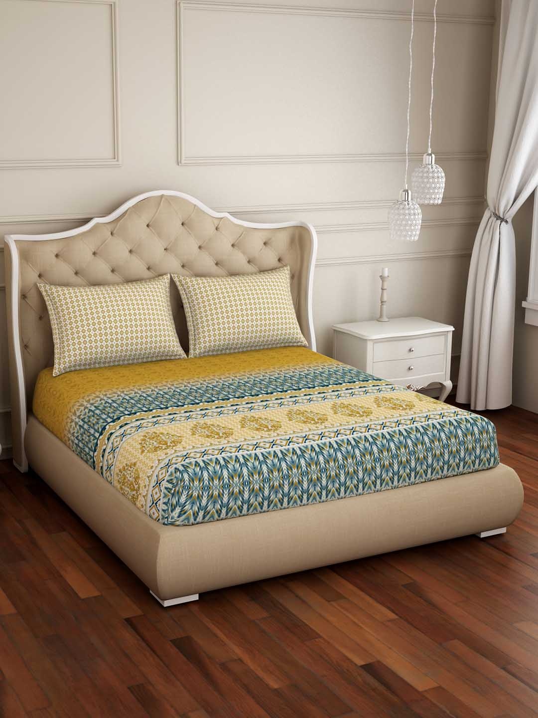 

SPACES Mustard & Green Solid 210 TC Cotton 1 Queen Bedsheet with 2 Pillow Covers