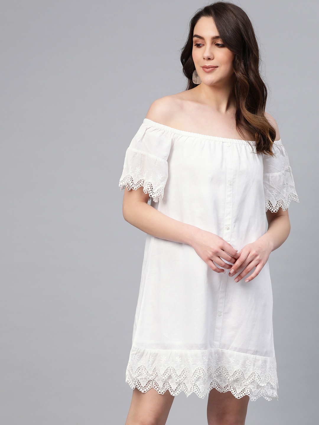 

COVER STORY Women White Solid A-Line Dress