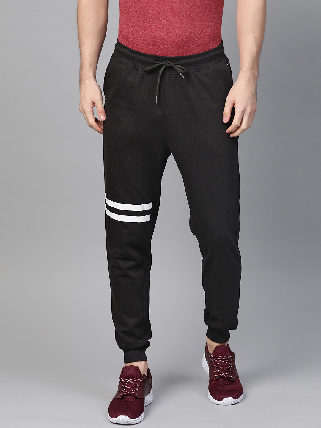 

Harvard Men Black Straight Fit Solid Joggers with Knee Stripe Detail