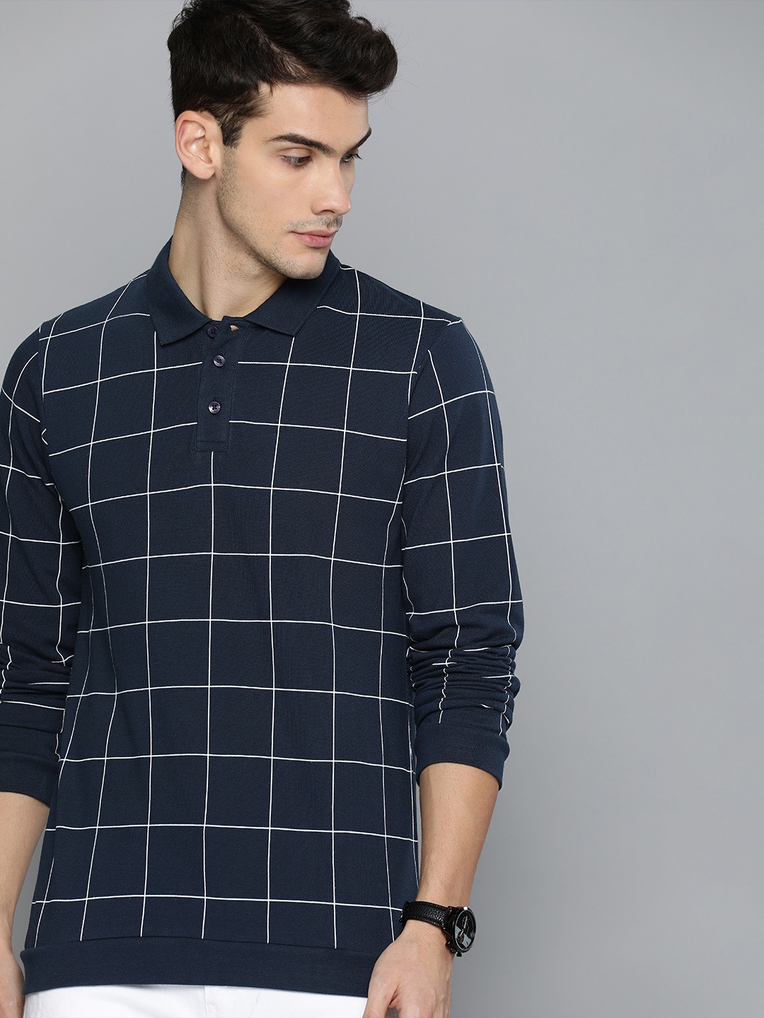 

Harvard Men Navy Blue & White Checked Polo Collar T-shirt